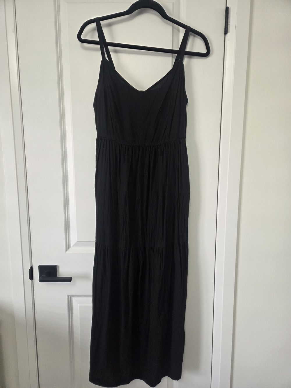 Old Navy Black Spaghetti-Strap Maxi Dress